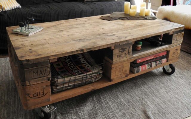 table basse en bois de palette recyclé et transformé