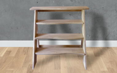 Présentoir à étagères en bois de palette recyclé et forme d'escabeau Présentoir escabeau avec étagère courbe en bois de palette recyclé