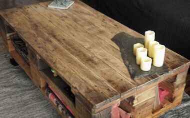 Table basse en palette avec niches de rangement table basse en bois de palette recyclé et transformé