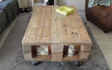 Table basse en palette avec tiroirs et niches de rangement table basse en bois de palette recyclé et transformé
